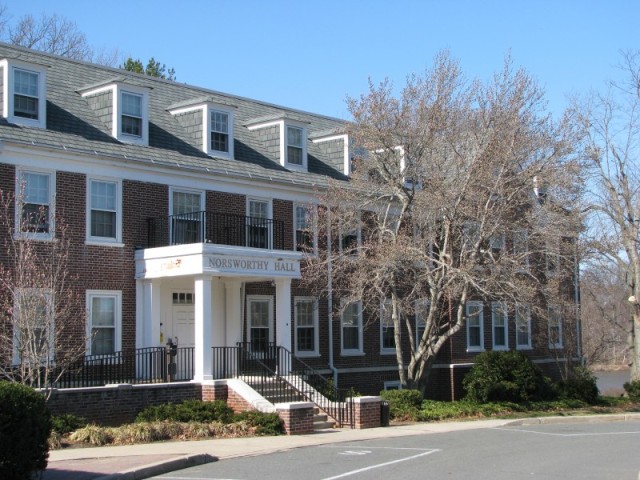 Norsworthy Hall, built in 1932, underwent extensive renovation in 2014-15 and features new flooring and walls, redesigned bathrooms, laundry, social spaces, and new furniture. 