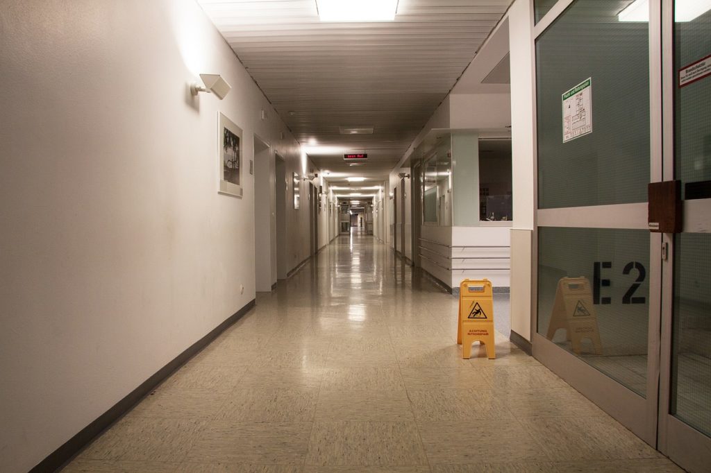 hospital-207690_1280