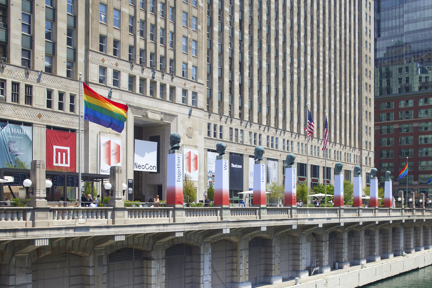 Exterior of the Merchandise Mart during NeoCon 2023